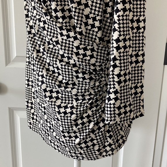 Talbots large petite faux wrap top black white - Picture 6 of 9